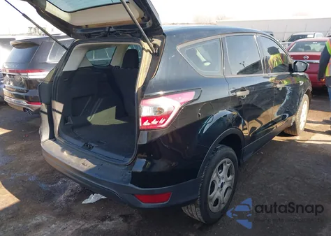 2017 Ford Escape S z USA, uszkodzony, nr VIN 1FMCU0F79HUE07790